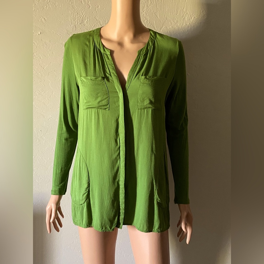 Green Long Sleeve Blouse
